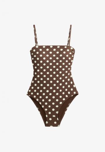 Слитный купальник