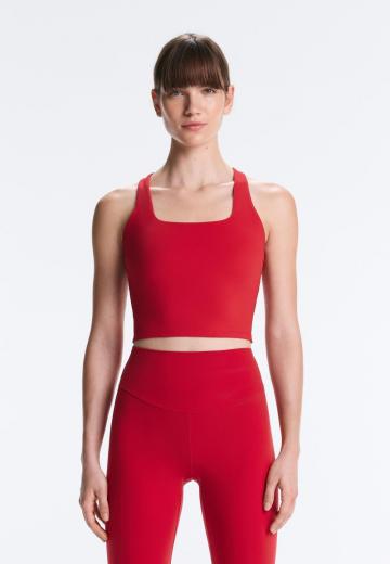 Спортивный топ