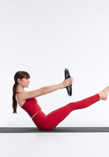 Спортивный топ