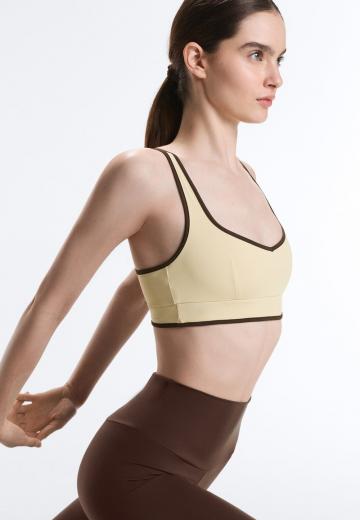 Спортивный бюстгальтер