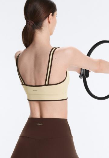 Спортивный бюстгальтер