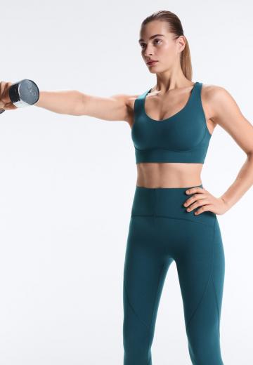 Спортивный бюстгальтер