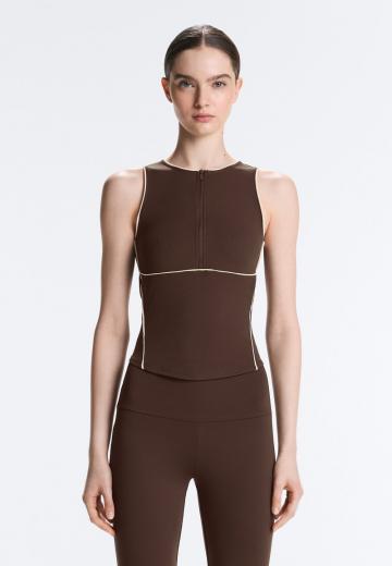 Спортивный топ