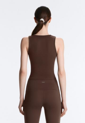 Спортивный топ