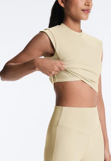 Спортивный топ