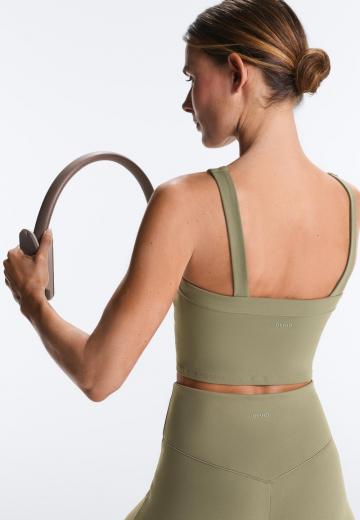 Спортивный топ