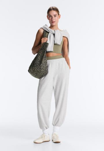 Спортивный топ