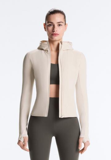 Спортивная куртка