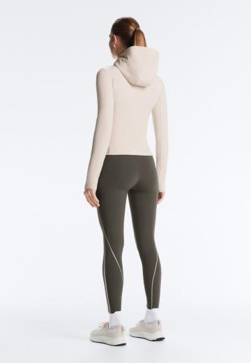 Спортивная куртка