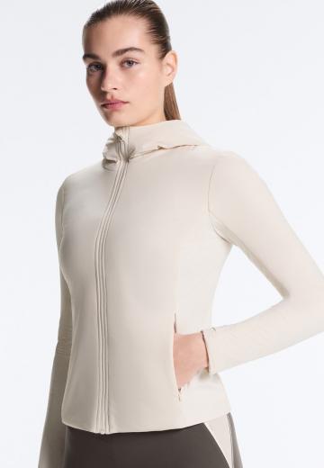 Спортивная куртка