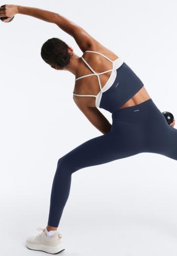 Спортивный бюстгальтер