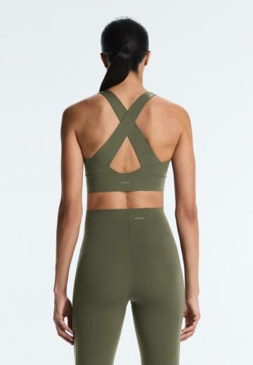 Спортивный бюстгальтер