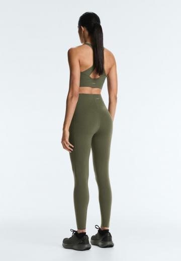 Спортивный бюстгальтер