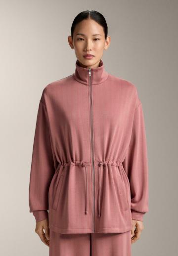 Короткое пальто