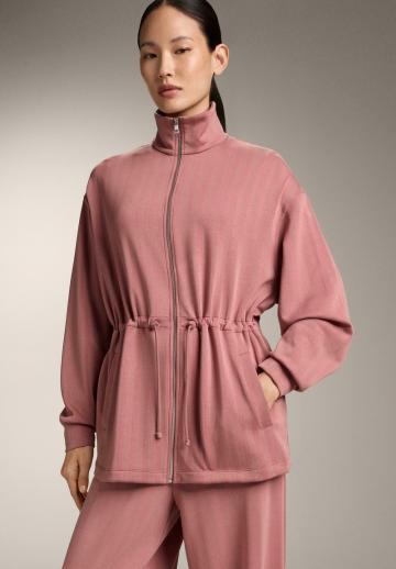 Короткое пальто