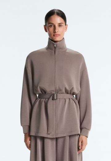 Короткое пальто