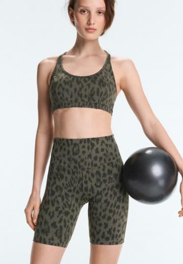 Спортивные штаны