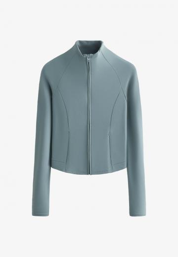 Спортивная куртка