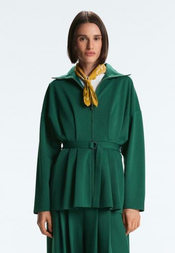 Короткое пальто