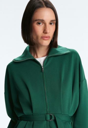 Короткое пальто