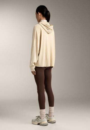 Длинный жилет