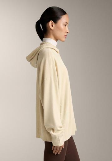 Длинный жилет