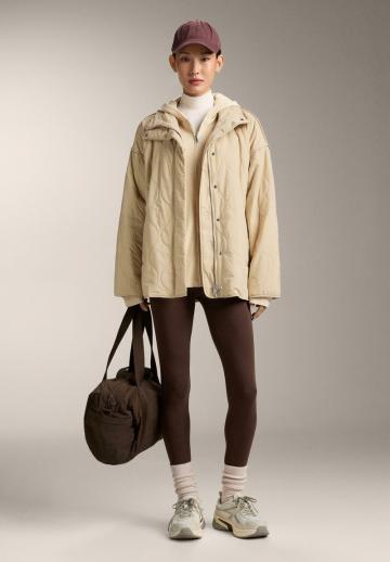 Длинный жилет