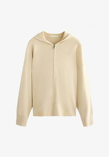 Длинный жилет