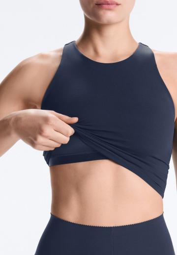 Спортивный топ