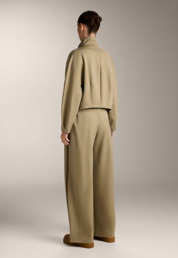 Спортивная куртка