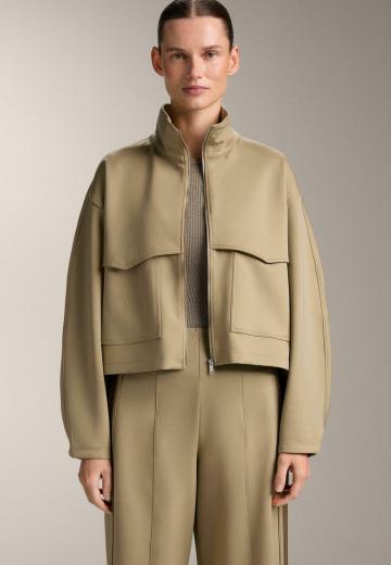 Спортивная куртка