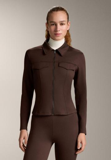 Спортивная куртка