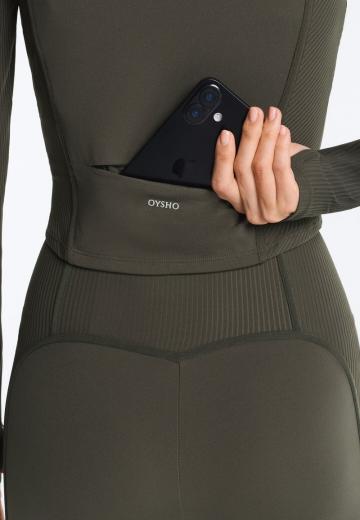 Спортивная куртка