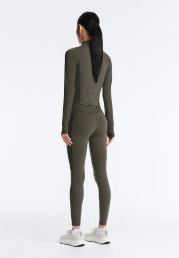 Спортивная куртка