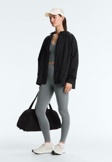 Спортивный топ