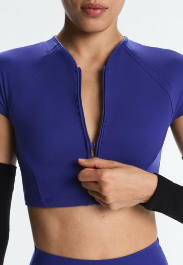 Спортивный топ