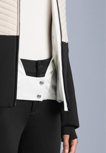 Спортивная куртка