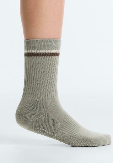 Спортивные носки