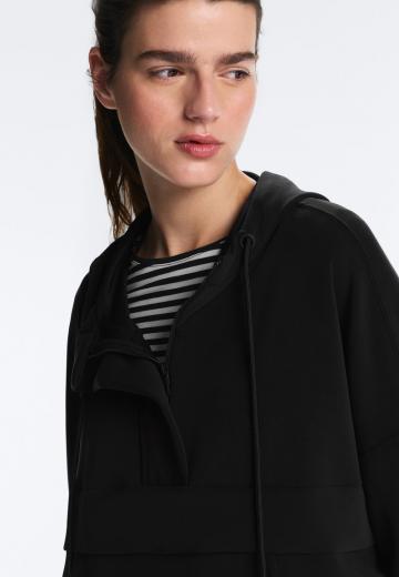 Пуловер с капюшоном