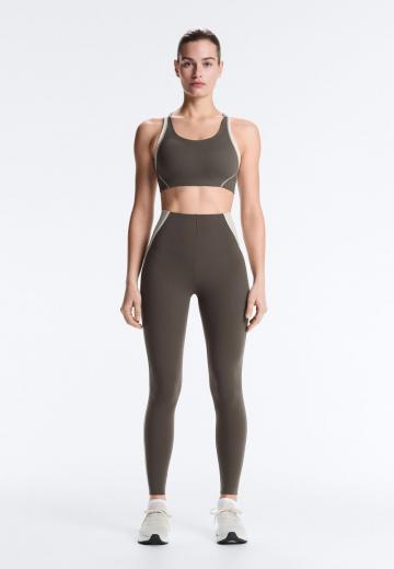 Спортивный бюстгальтер