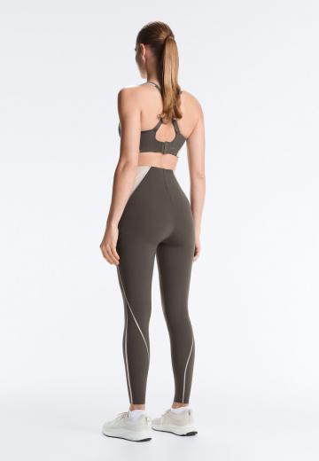 Спортивный бюстгальтер