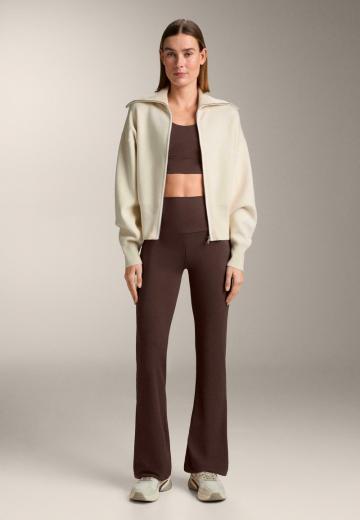 Спортивная толстовка