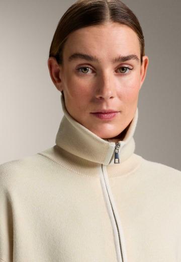 Спортивная толстовка