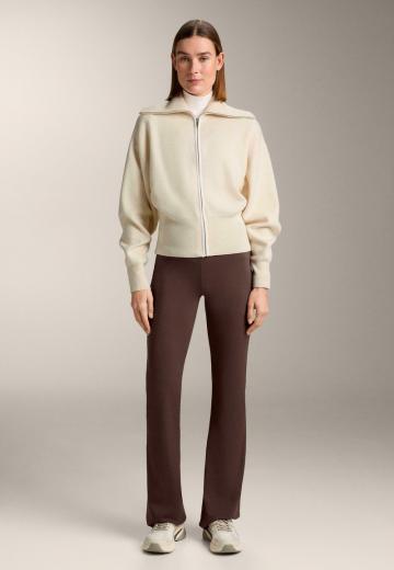 Спортивная толстовка