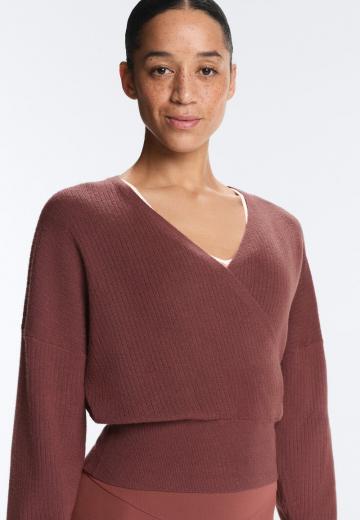 Спортивная толстовка