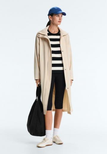 Пуловер в полоску