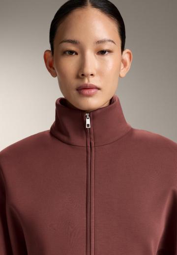 Спортивная толстовка