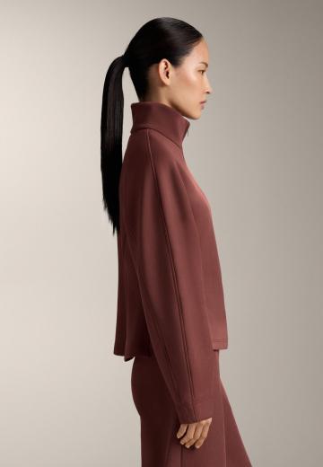 Спортивная толстовка