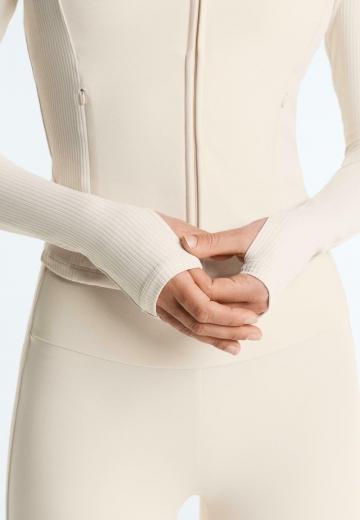 Спортивная куртка