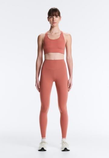 Спортивный бюстгальтер